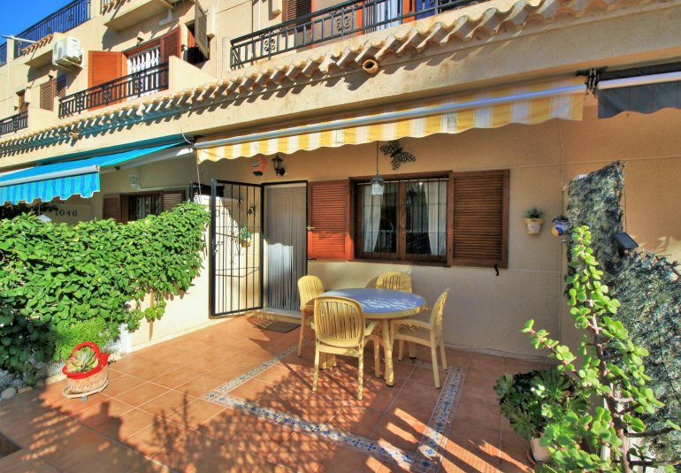 Resale - Townhouse -
Playa Flamenca