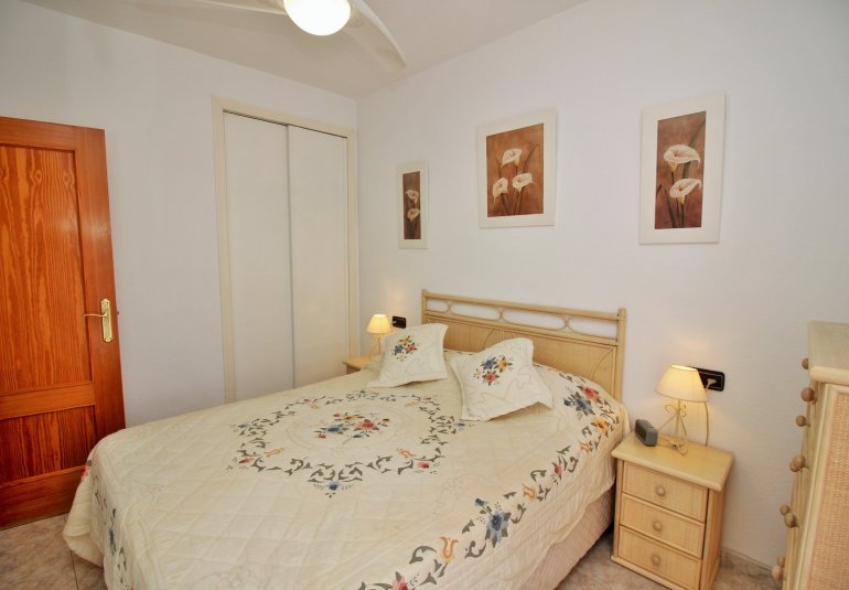Resale - Townhouse -
Playa Flamenca
