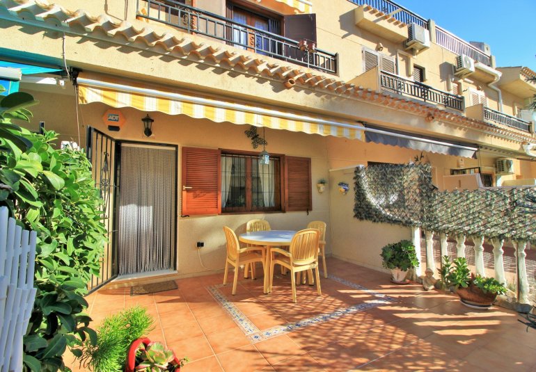 Resale - Townhouse -
Playa Flamenca