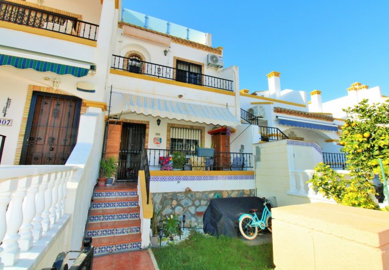 Resale - Townhouse -
Villamartin - Los Dolses