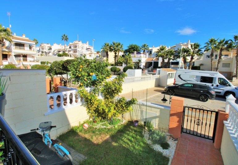 Resale - Townhouse -
Villamartin - Los Dolses