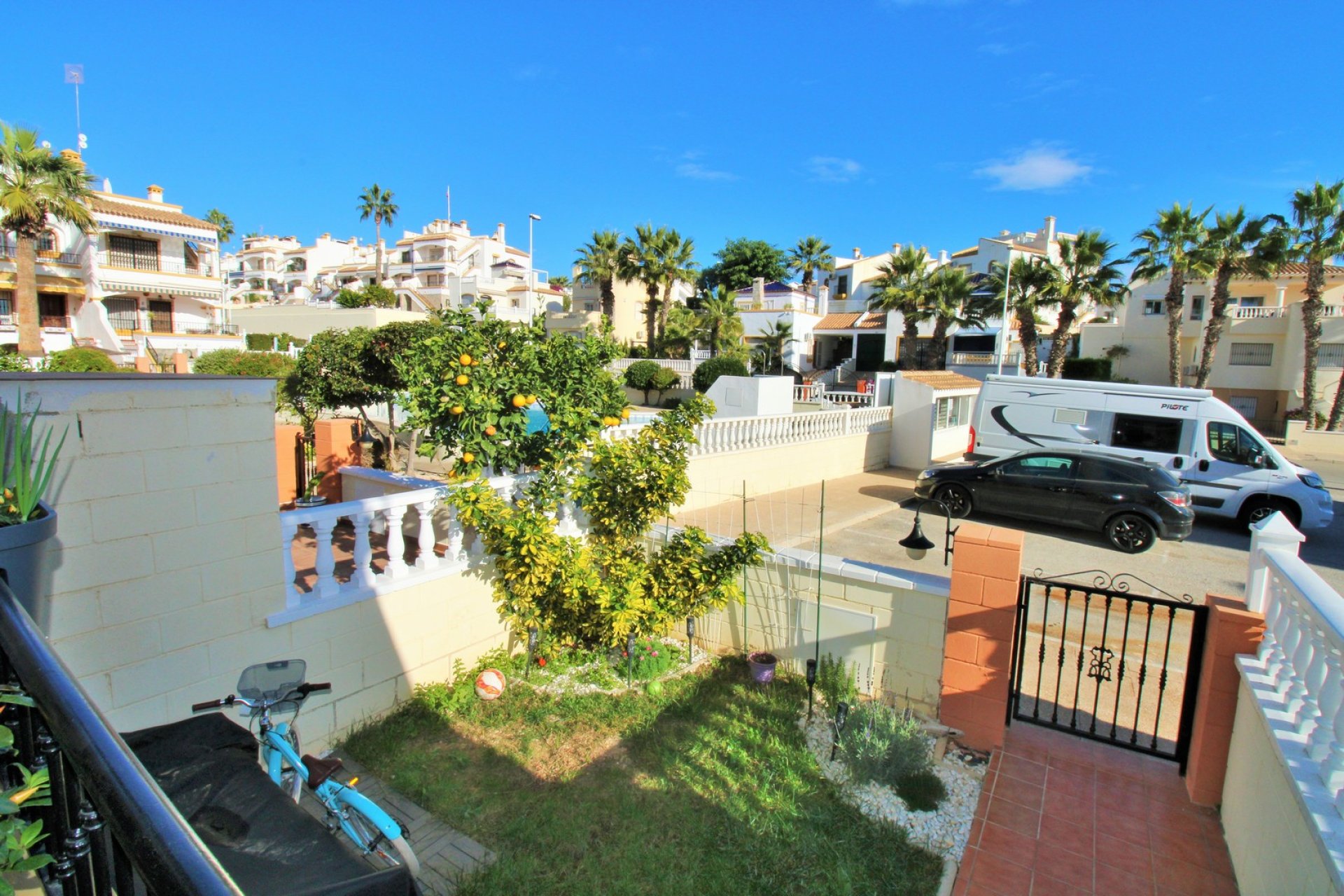 Resale - Townhouse -
Villamartin - Los Dolses