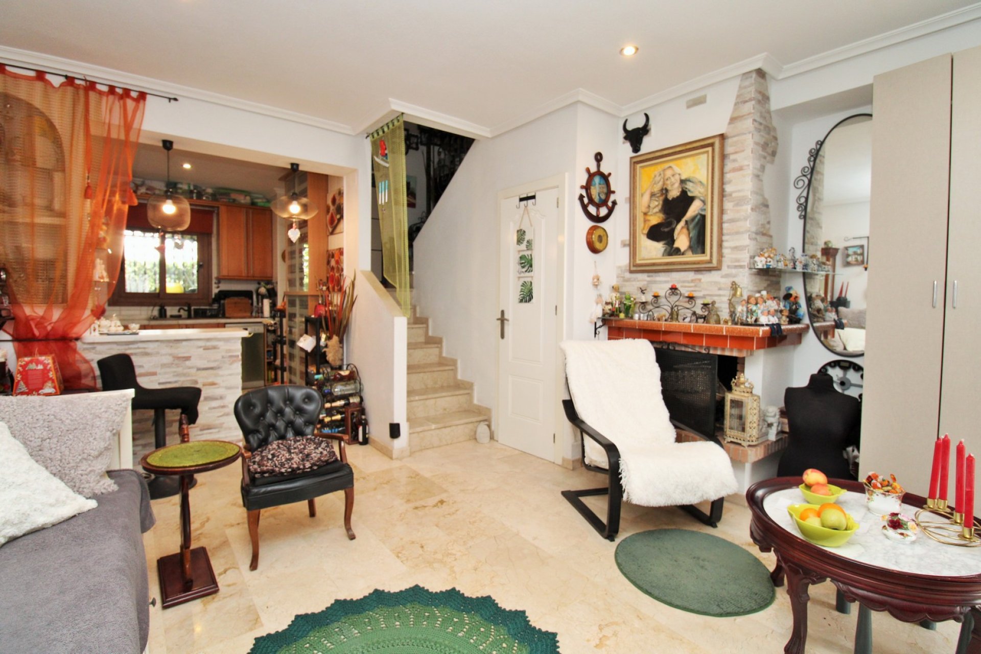 Resale - Townhouse -
Villamartin - PAU 8