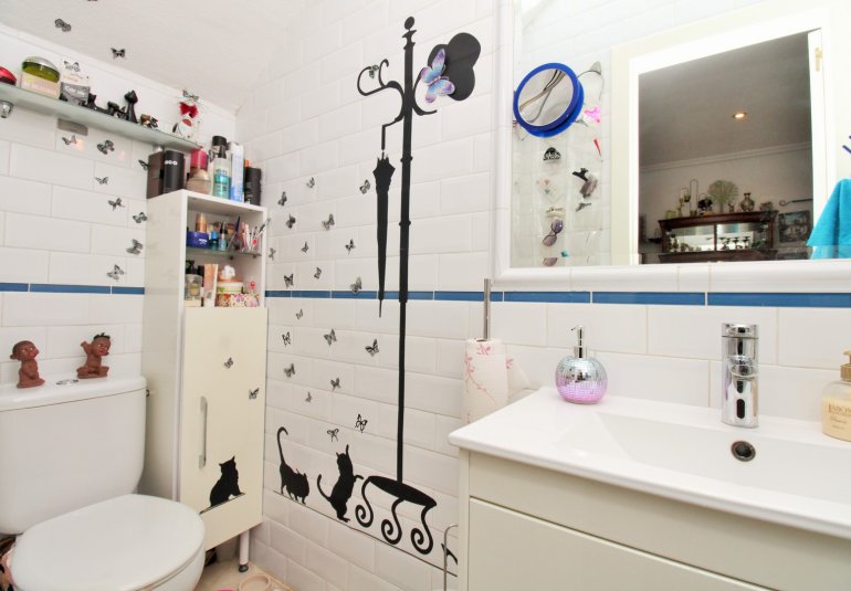 Resale - Townhouse -
Villamartin - PAU 8