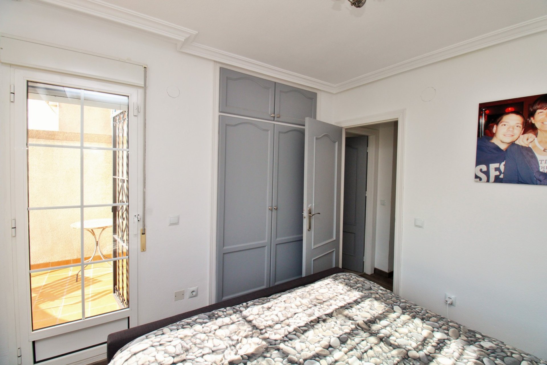 Resale - Townhouse -
Villamartin