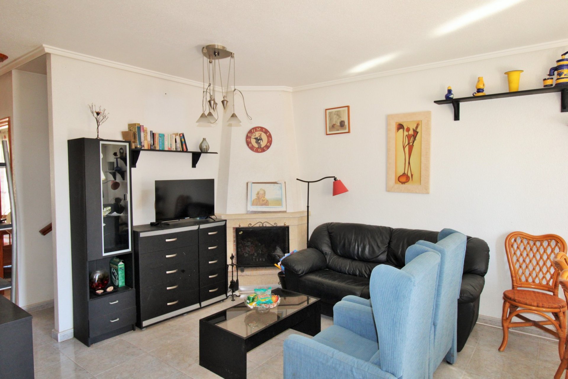 Resale - Townhouse -
Villamartin