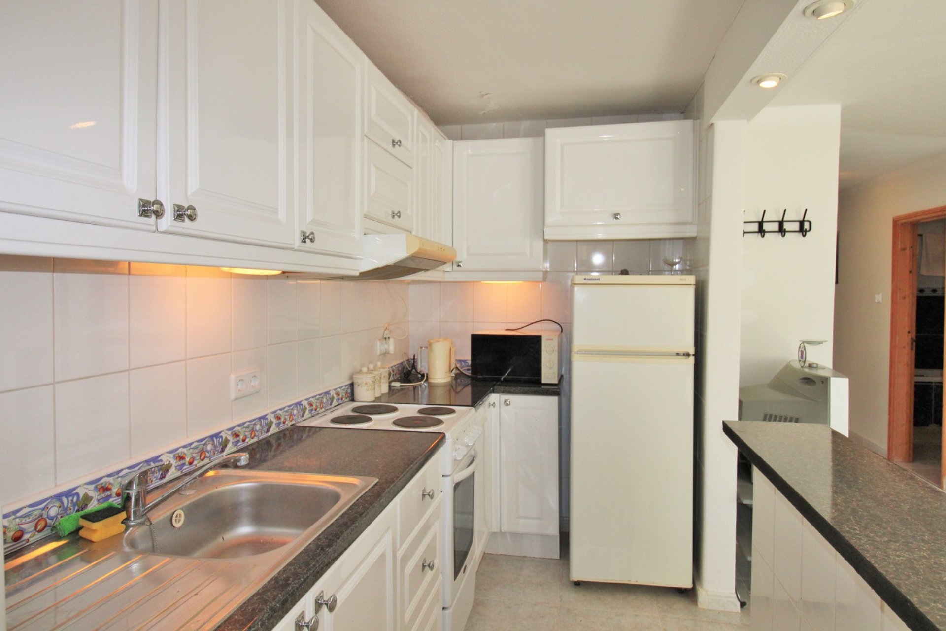 Resale - Townhouse -
Villamartin