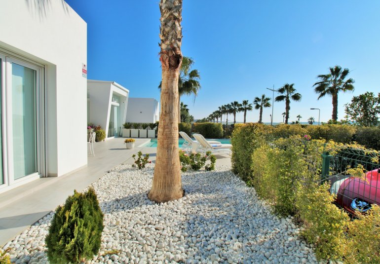 Resale - Villa -
Algorfa - La Finca Golf Resort