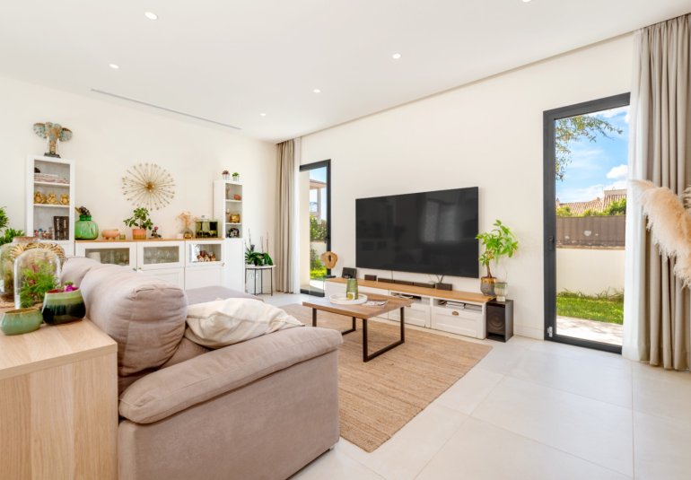 Resale - Villa -
Marrachí - Mallorca