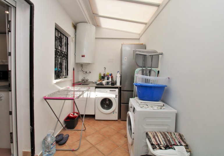 Resale - Villa -
Villamartin - Los Dolses