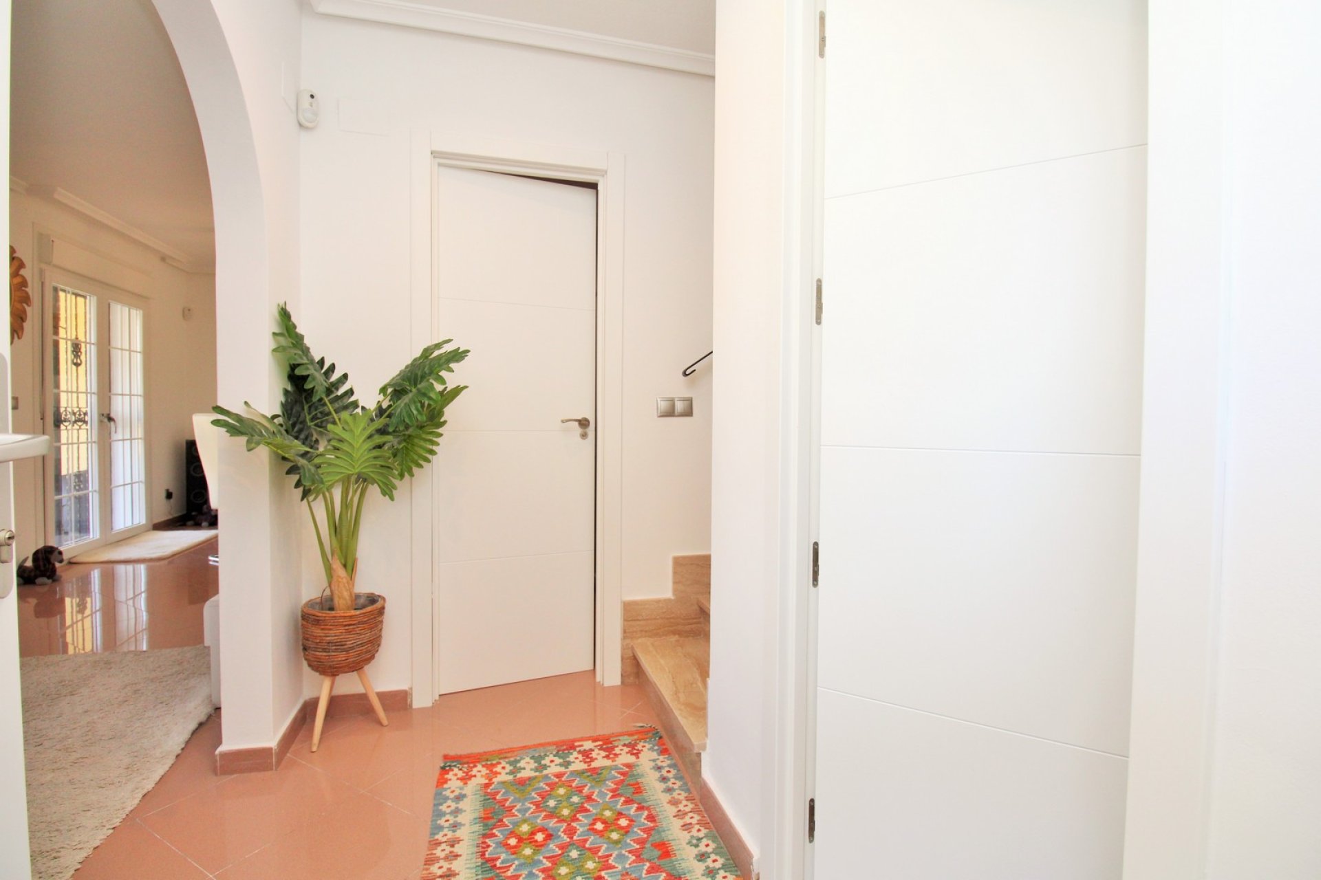 Resale - Villa -
Villamartin - Los Dolses