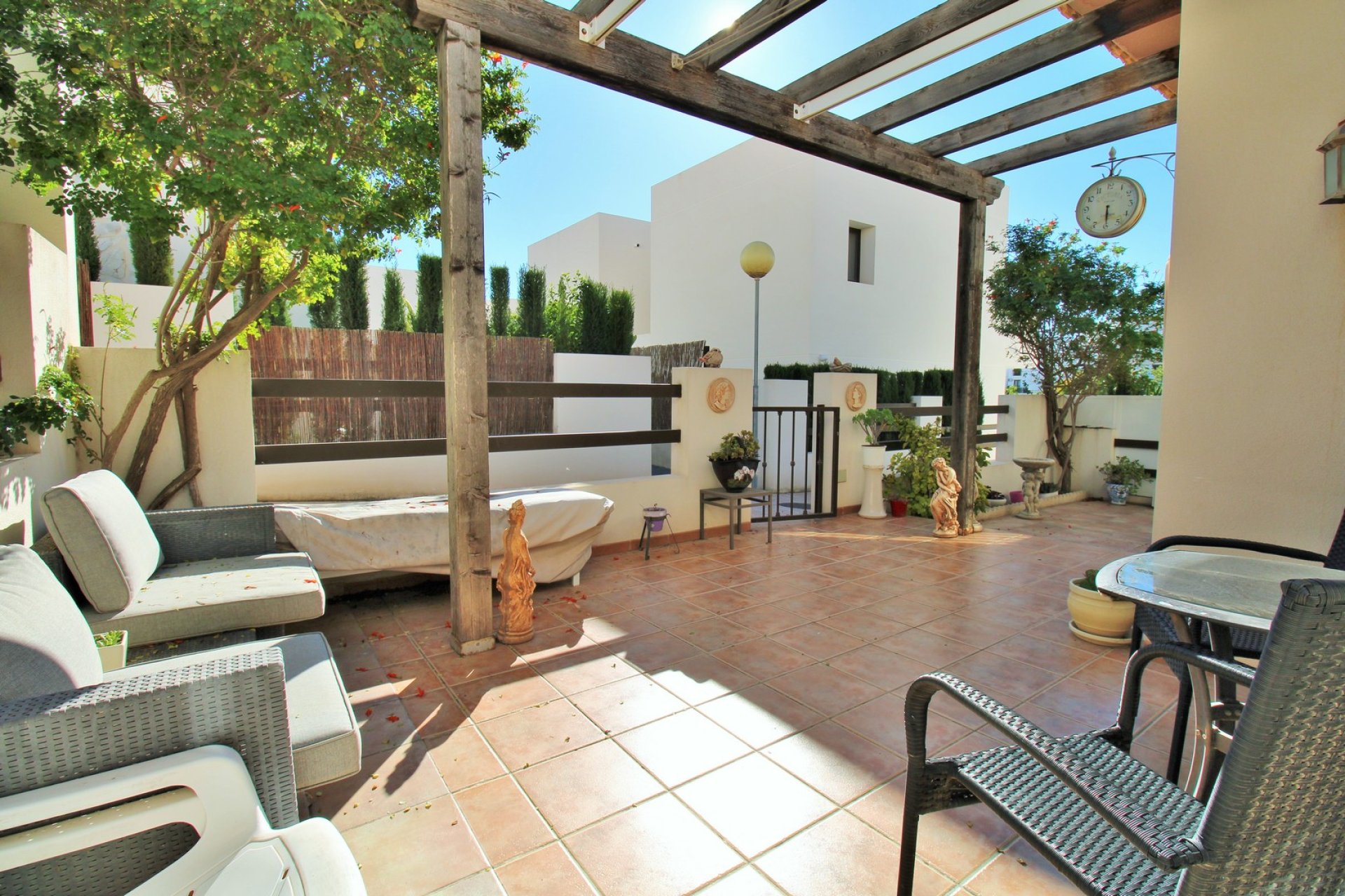 Resale - Villa -
Villamartin - PAU 8