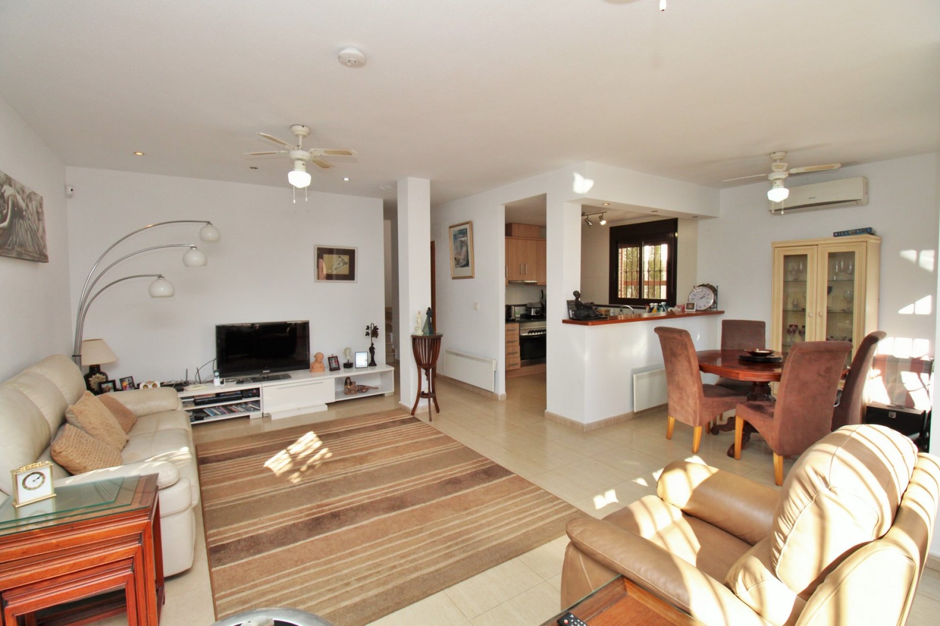 Resale - Villa -
Villamartin - PAU 8