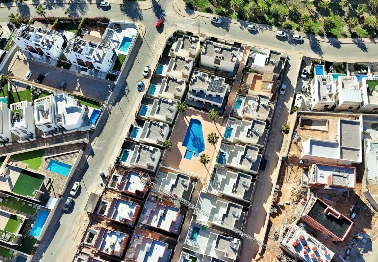 Resale - Villa -
Villamartin - PAU 8