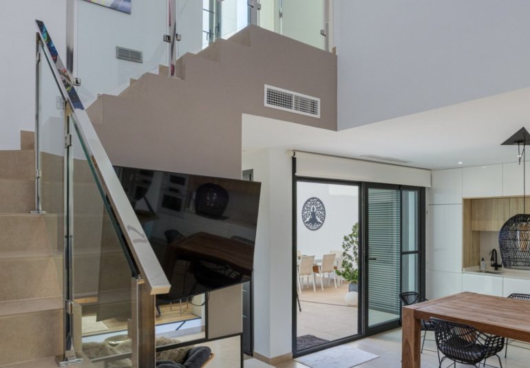 Reventa - Adosado -
Benijofar