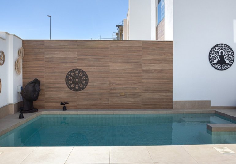 Reventa - Adosado -
Benijofar