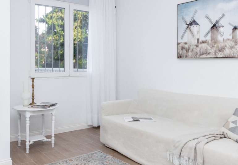 Reventa - Adosado -
Orihuela Costa - La Zenia