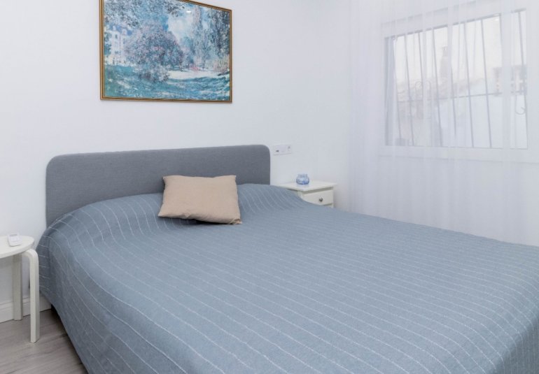 Reventa - Adosado -
Orihuela Costa - La Zenia