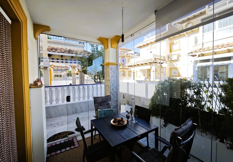 Reventa - Adosado -
Punta Prima - Rocio del Mar