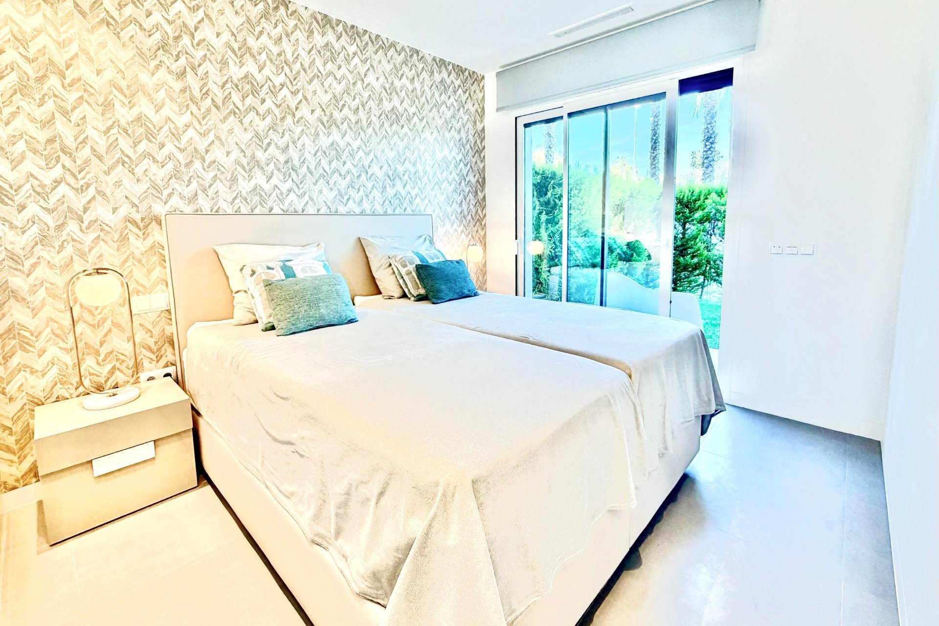 Reventa - Apartamento -
Orihuela Costa - Las Colinas Golf