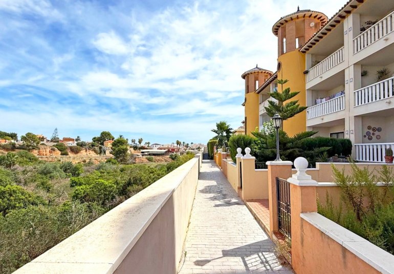 Reventa - Apartamento -
Orihuela Costa - Lomas de Cabo Roig
