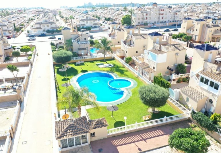 Reventa - Apartamento -
Orihuela Costa - Lomas de Cabo Roig