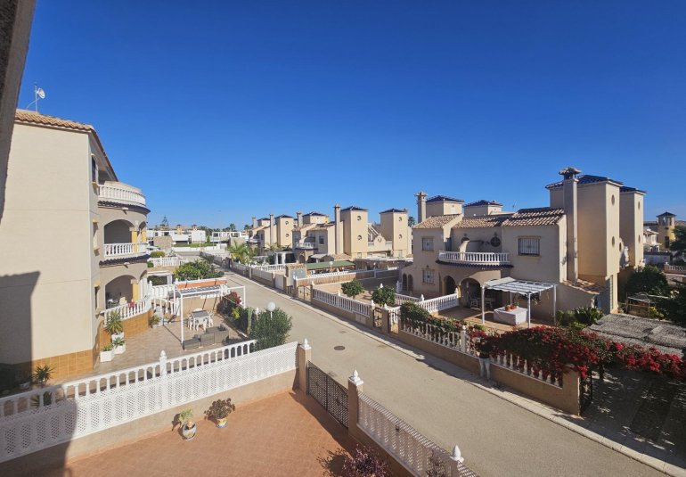 Reventa - Apartamento -
Orihuela Costa - Lomas de Cabo Roig