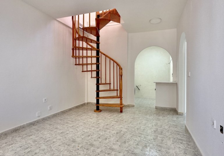 Reventa - Apartamento -
Orihuela Costa - Playa Flamenca