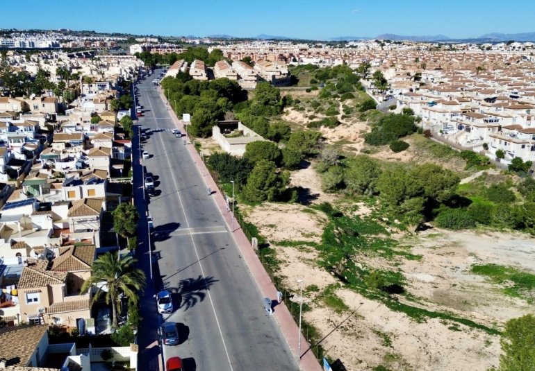 Reventa - Apartamento -
Orihuela Costa - Playa Flamenca