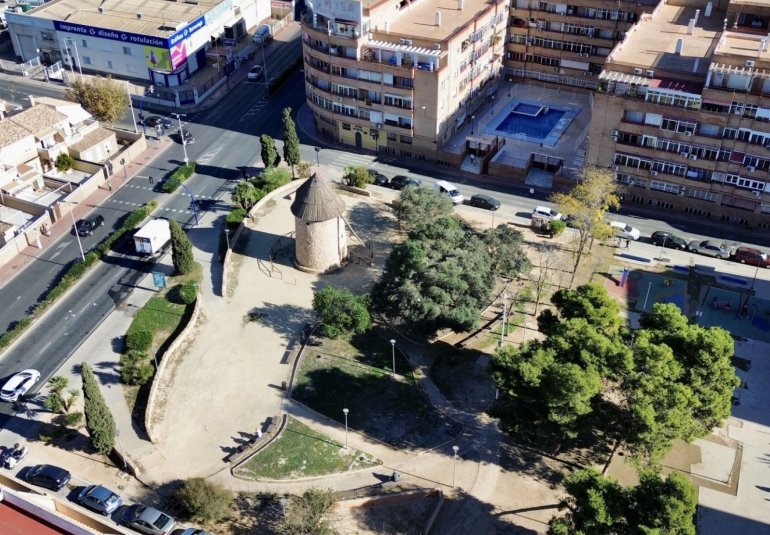 Reventa - Apartamento -
Torrevieja - El Molino