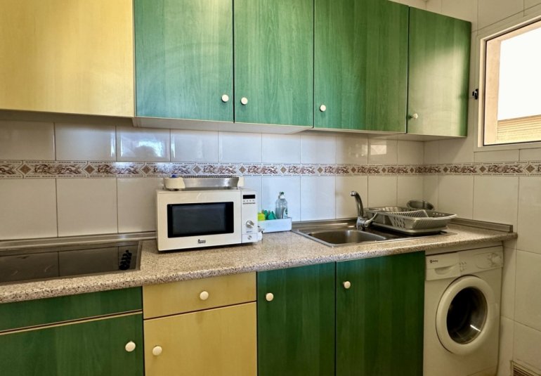 Reventa - Apartamento -
Torrevieja - El Molino