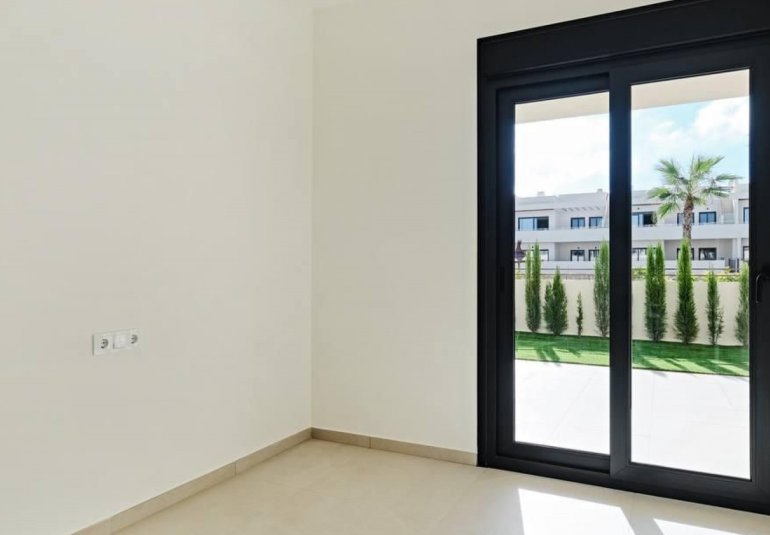 Reventa - Apartamento -
Torrevieja - La Veleta