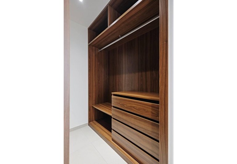 Reventa - Apartamento -
Torrevieja - La Veleta