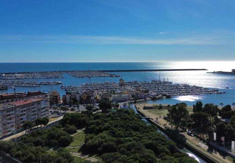 Reventa - Apartamento -
Torrevieja
