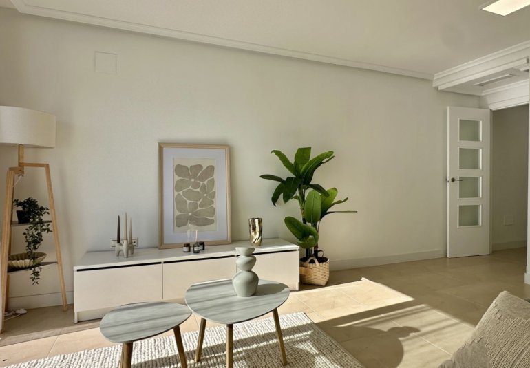 Reventa - Apartamento -
Torrevieja