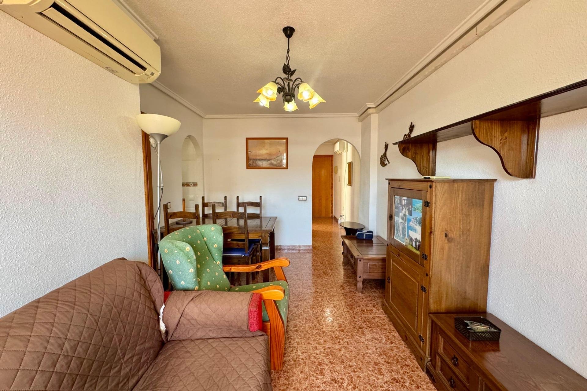 Reventa - Ático -
Torrevieja - Centro