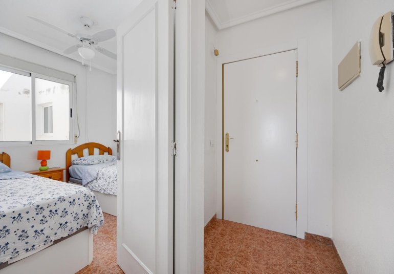 Reventa - Ático -
Torrevieja - Parque las naciones