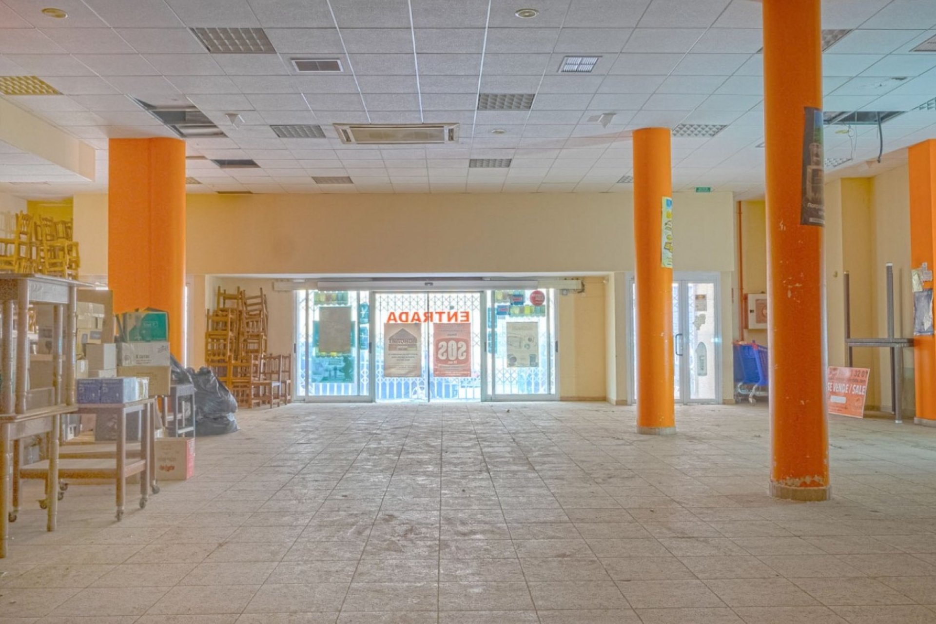Reventa - Comercial -
Torrevieja