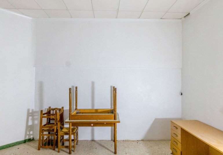 Reventa - Comercial -
Torrevieja