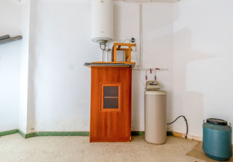 Reventa - Comercial -
Torrevieja