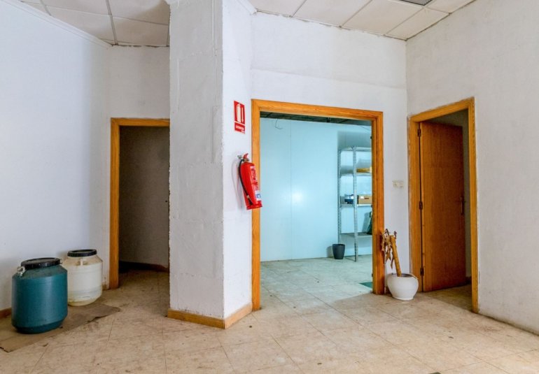 Reventa - Comercial -
Torrevieja