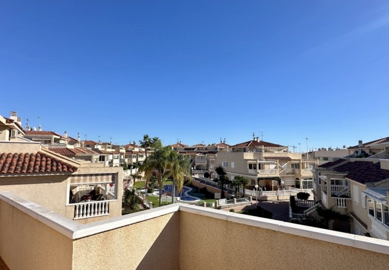 Reventa - Duplex -
Orihuela Costa - Playa Flamenca