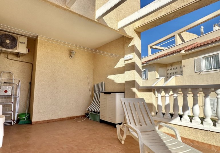 Reventa - Duplex -
Orihuela Costa - Playa Flamenca