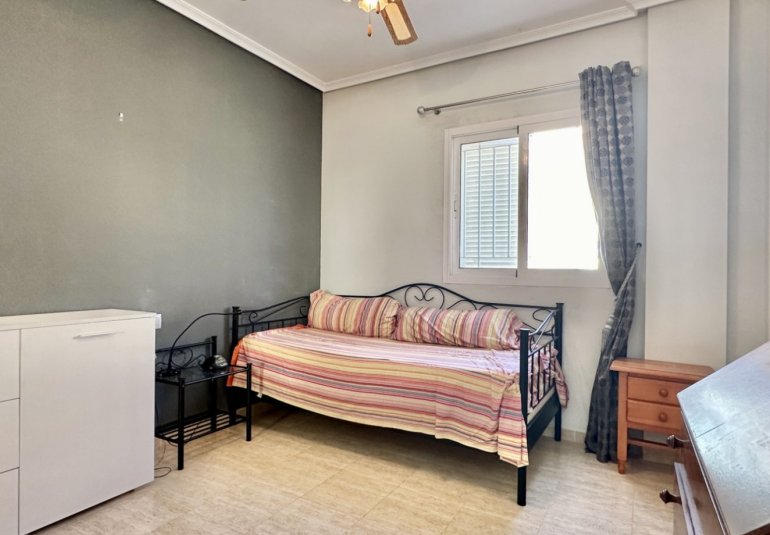 Reventa - Duplex -
Orihuela Costa - Playa Flamenca