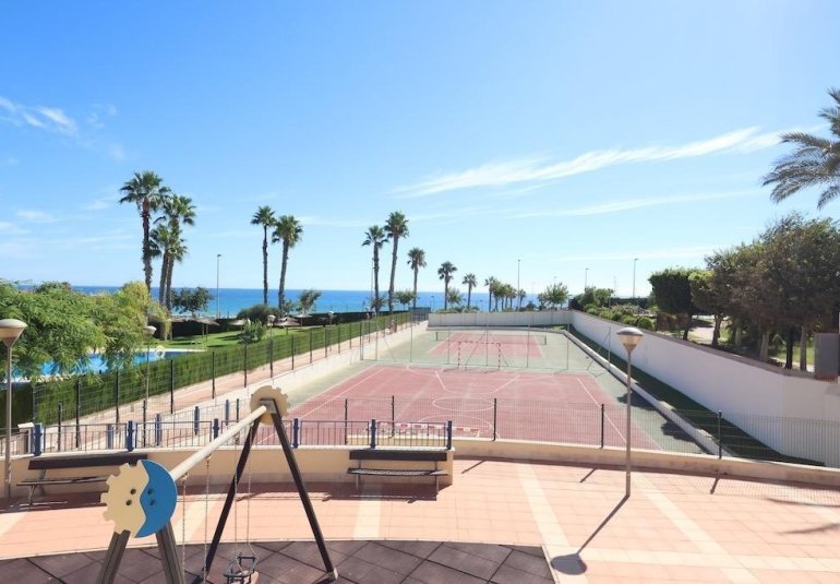 Reventa - Duplex -
Pilar de la Horadada - Mil Palmeras