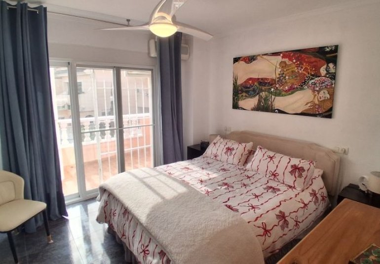 Reventa - Duplex -
Torrevieja