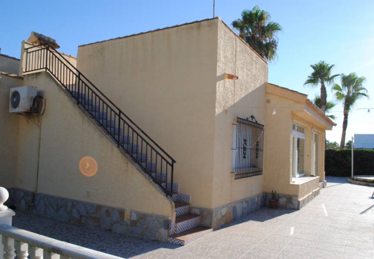 Reventa - Parcela / Terreno -
Orihuela Costa - Cabo Roig