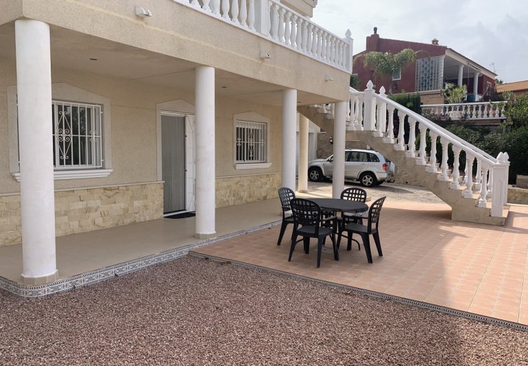 Reventa - Villa -
Algorfa - Algorfa (montemar)