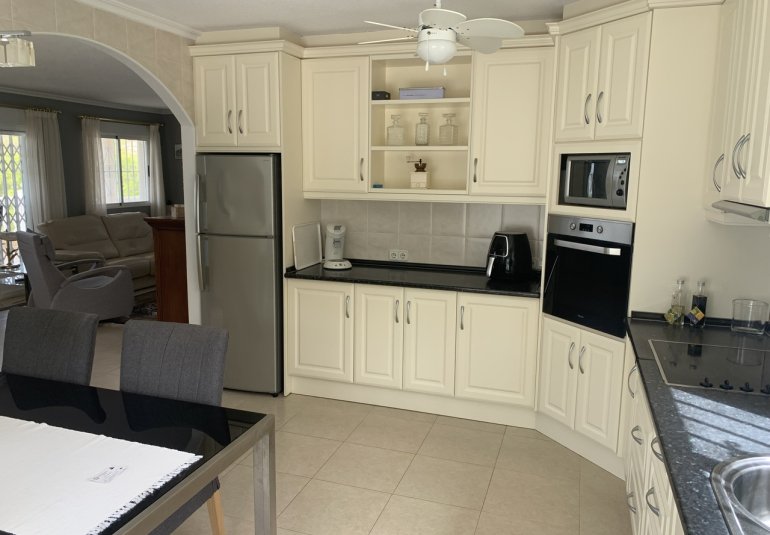 Reventa - Villa -
Algorfa - Algorfa (montemar)