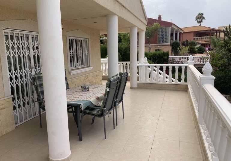 Reventa - Villa -
Algorfa - Algorfa (montemar)